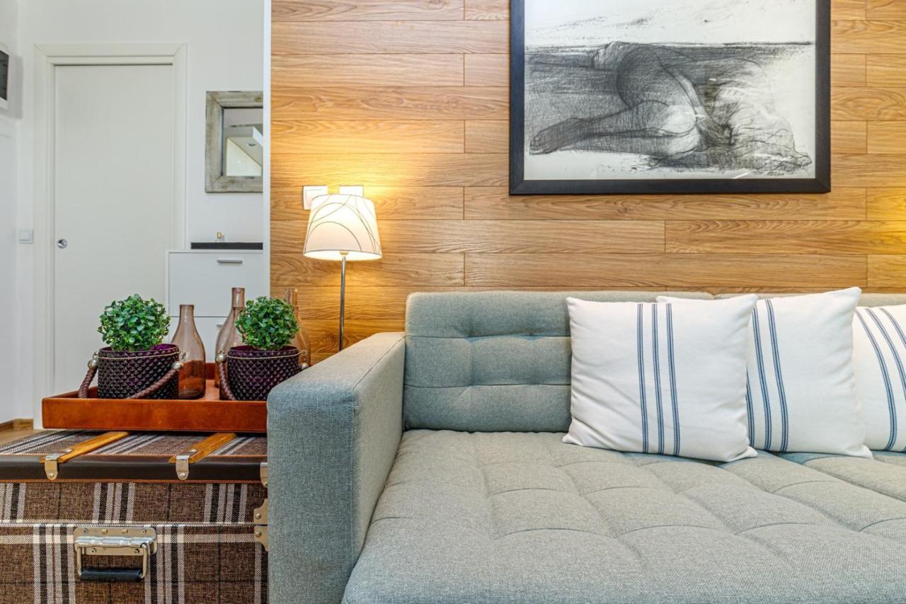 Two Bedroom Apartment La Mer Пореч Екстериор снимка